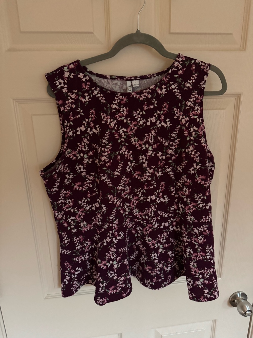 Elle Plum Floral Sleeveless Peplum Top